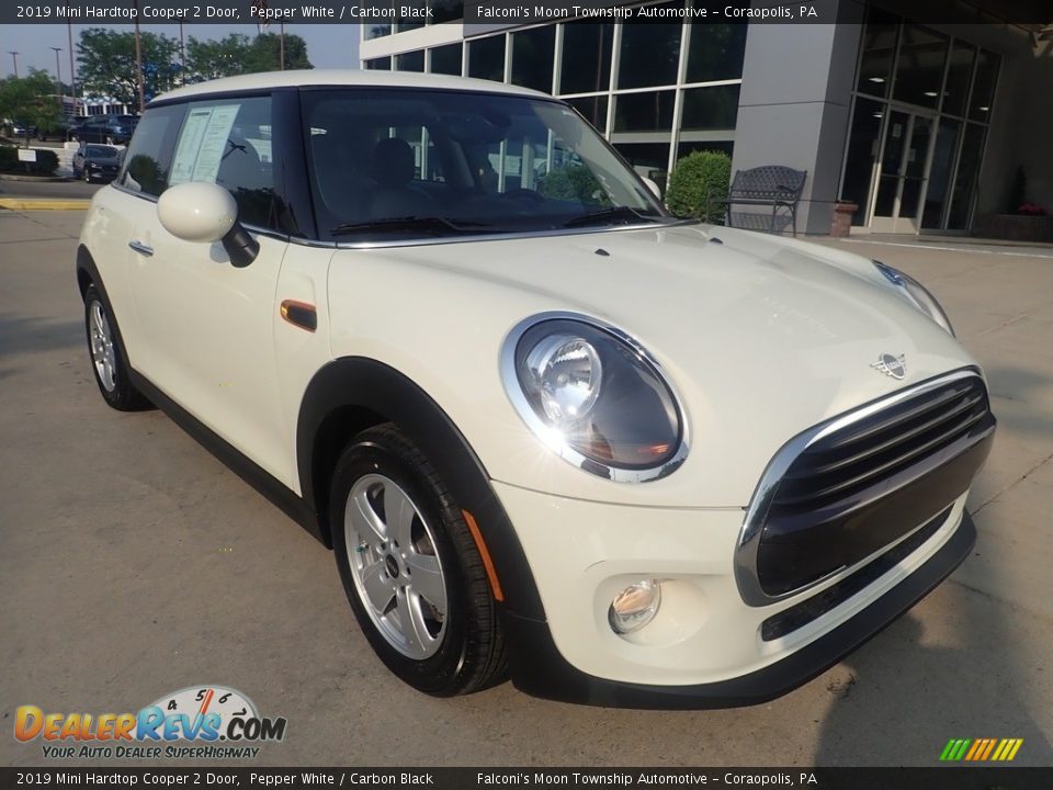 2019 Mini Hardtop Cooper 2 Door Pepper White / Carbon Black Photo #9