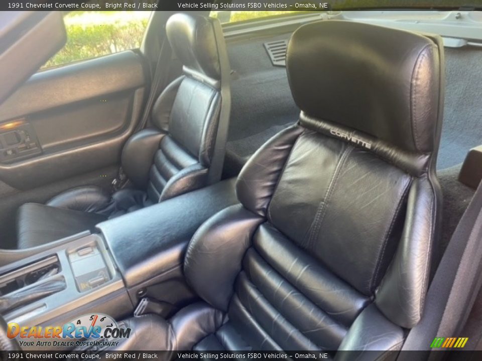 Front Seat of 1991 Chevrolet Corvette Coupe Photo #9