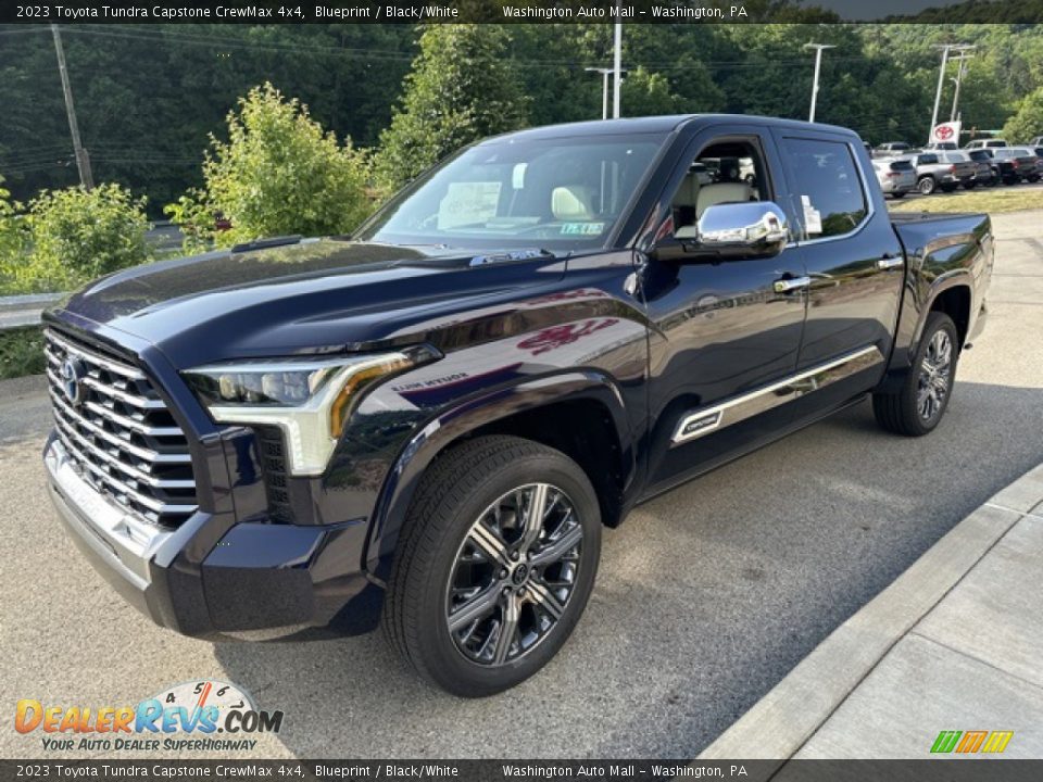 Front 3/4 View of 2023 Toyota Tundra Capstone CrewMax 4x4 Photo #7