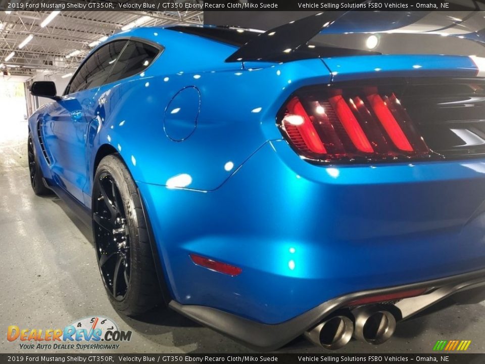 2019 Ford Mustang Shelby GT350R Velocity Blue / GT350 Ebony Recaro Cloth/Miko Suede Photo #6