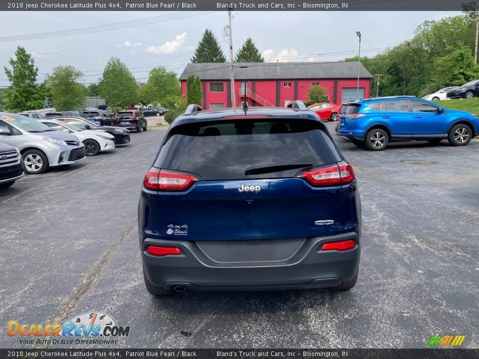 2018 Jeep Cherokee Latitude Plus 4x4 Patriot Blue Pearl / Black Photo #3