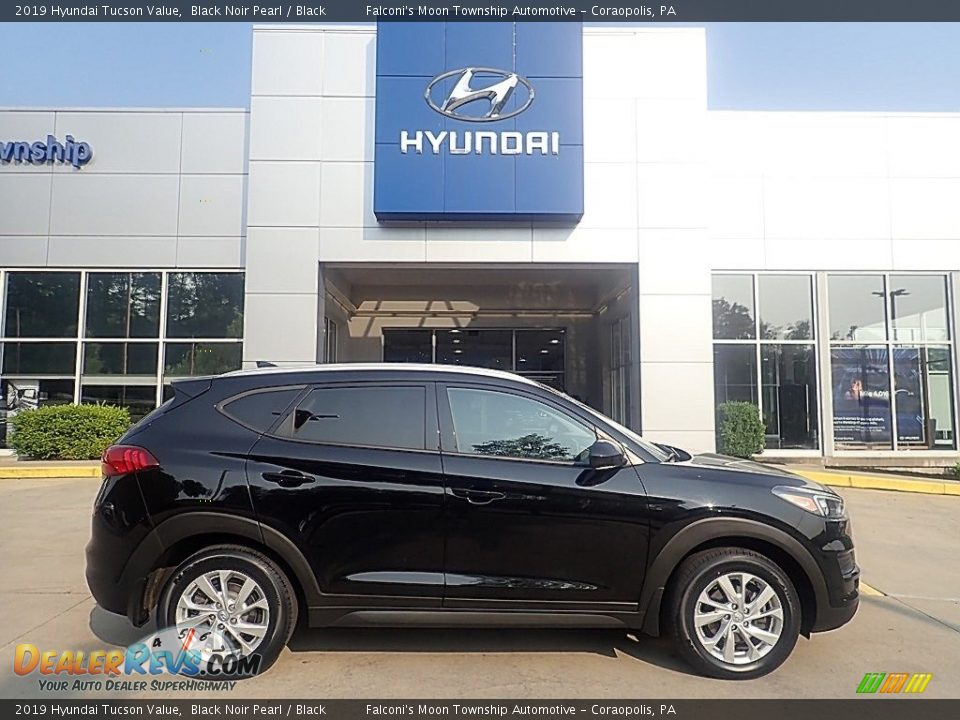 2019 Hyundai Tucson Value Black Noir Pearl / Black Photo #1