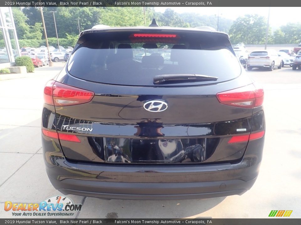 2019 Hyundai Tucson Value Black Noir Pearl / Black Photo #3