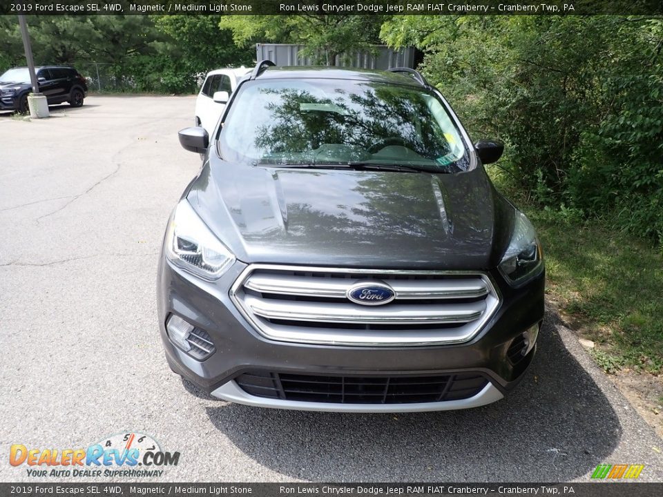 2019 Ford Escape SEL 4WD Magnetic / Medium Light Stone Photo #2