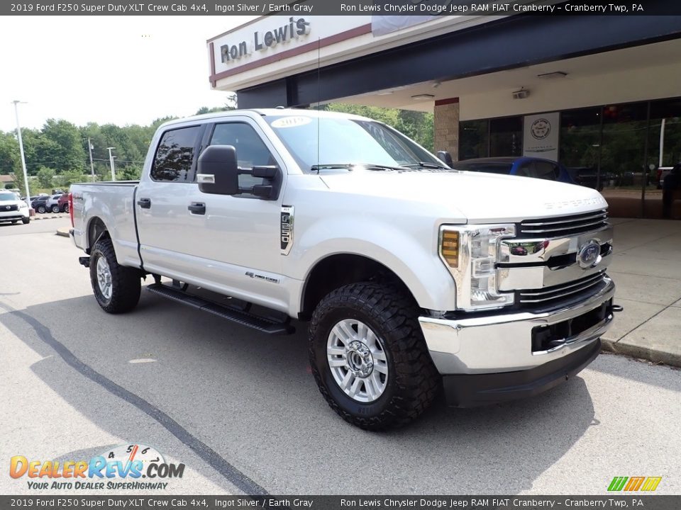 2019 Ford F250 Super Duty XLT Crew Cab 4x4 Ingot Silver / Earth Gray Photo #2