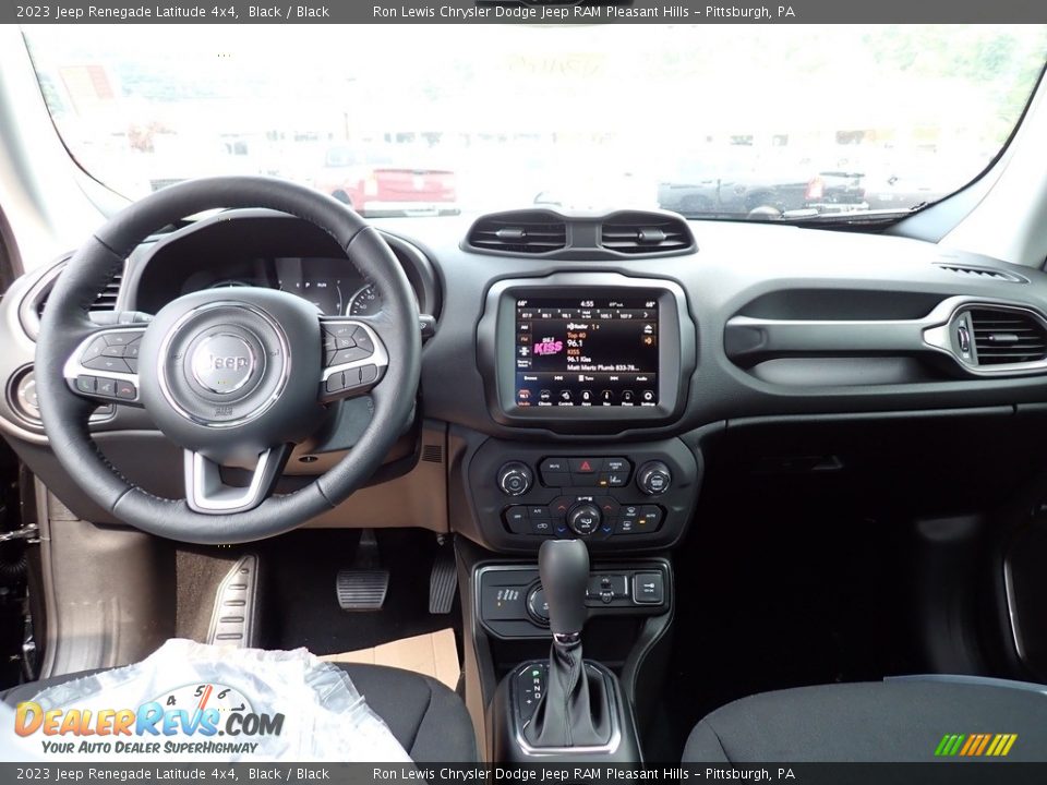 Dashboard of 2023 Jeep Renegade Latitude 4x4 Photo #13