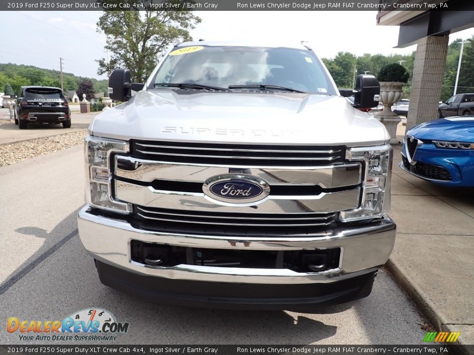 2019 Ford F250 Super Duty XLT Crew Cab 4x4 Ingot Silver / Earth Gray Photo #3