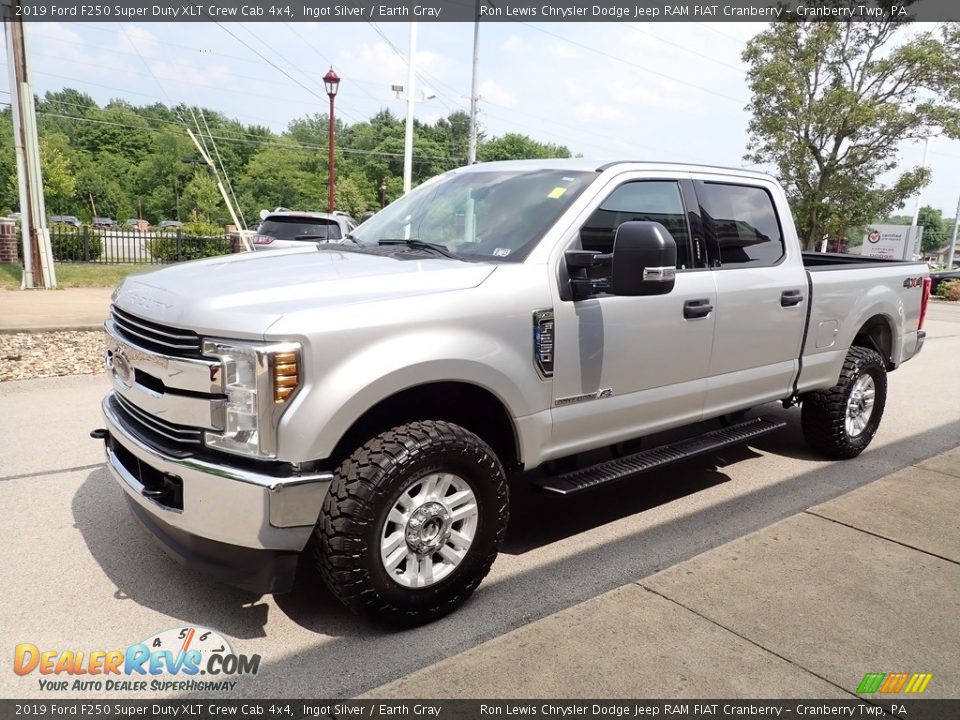 2019 Ford F250 Super Duty XLT Crew Cab 4x4 Ingot Silver / Earth Gray Photo #4