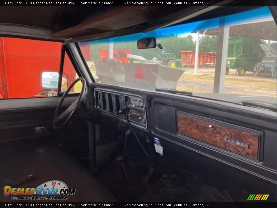 Front Seat of 1979 Ford F350 Ranger Regular Cab 4x4 Photo #7