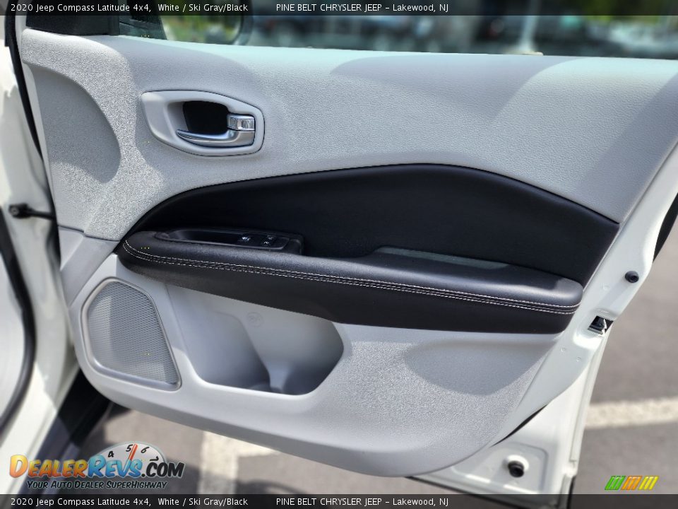 Door Panel of 2020 Jeep Compass Latitude 4x4 Photo #23