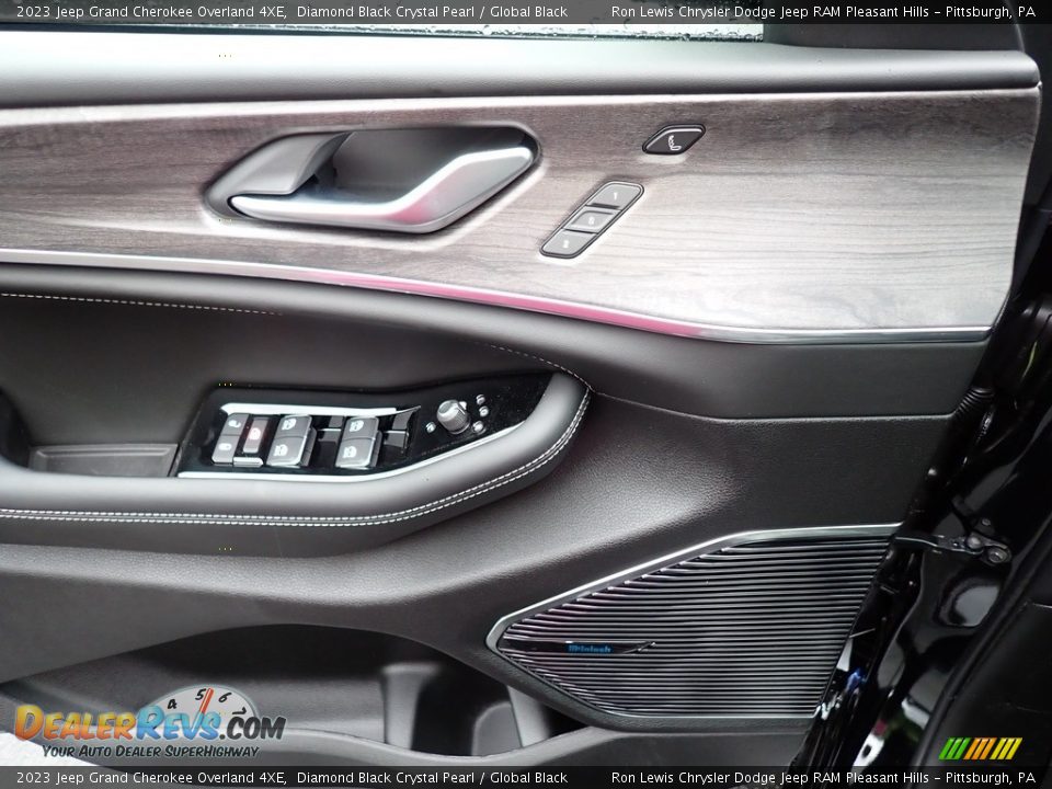 Door Panel of 2023 Jeep Grand Cherokee Overland 4XE Photo #15