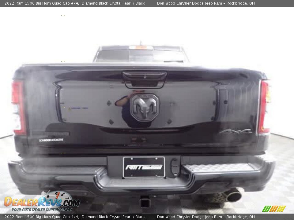 2022 Ram 1500 Big Horn Quad Cab 4x4 Diamond Black Crystal Pearl / Black Photo #9