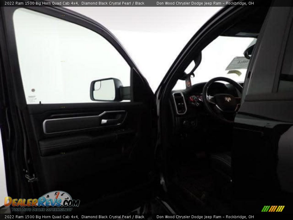 2022 Ram 1500 Big Horn Quad Cab 4x4 Diamond Black Crystal Pearl / Black Photo #12