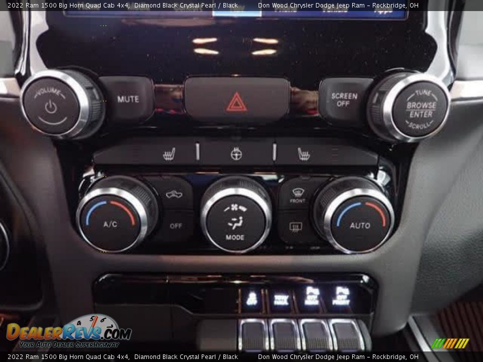 2022 Ram 1500 Big Horn Quad Cab 4x4 Diamond Black Crystal Pearl / Black Photo #19