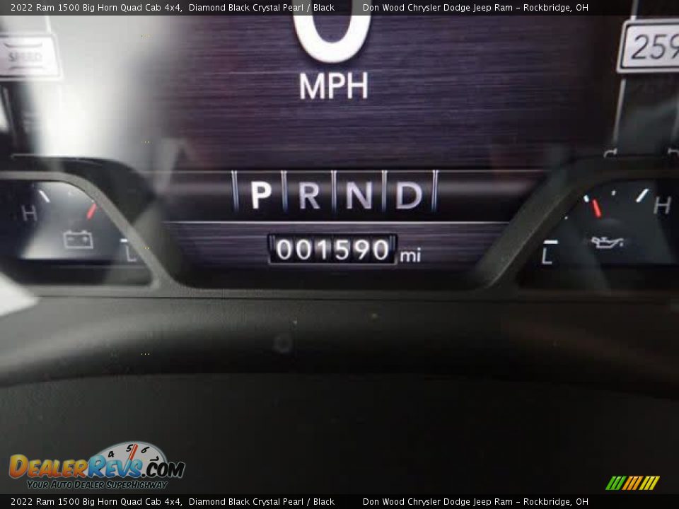 2022 Ram 1500 Big Horn Quad Cab 4x4 Diamond Black Crystal Pearl / Black Photo #35