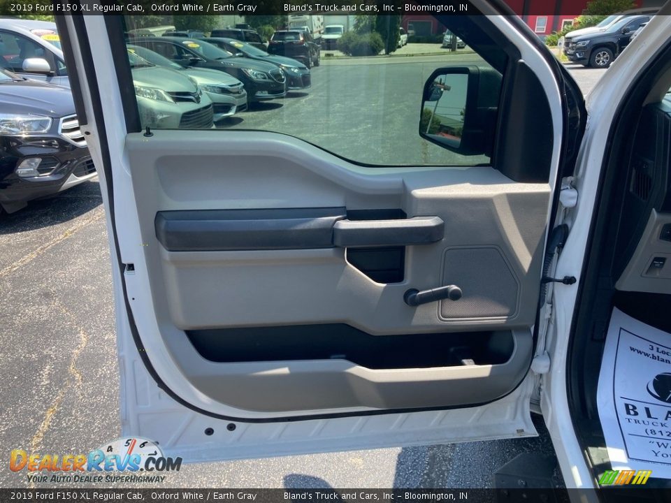 2019 Ford F150 XL Regular Cab Oxford White / Earth Gray Photo #12