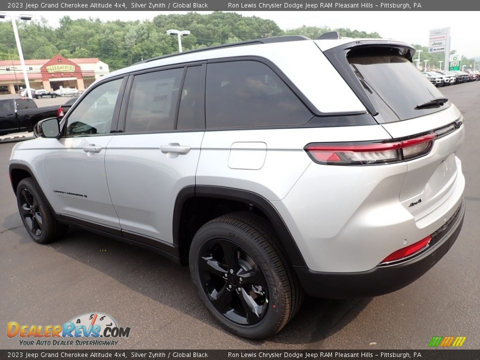 2023 Jeep Grand Cherokee Altitude 4x4 Silver Zynith / Global Black Photo #3