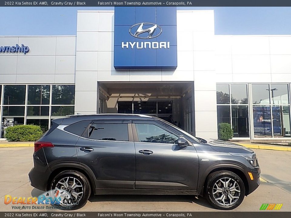 Gravity Gray 2022 Kia Seltos EX AWD Photo #1