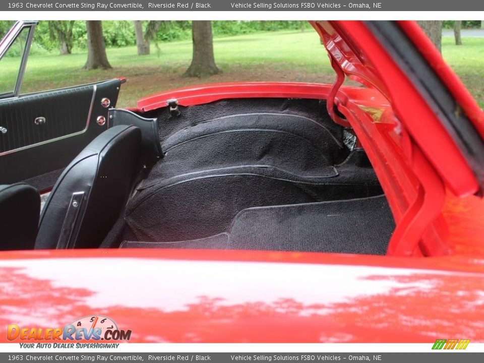 1963 Chevrolet Corvette Sting Ray Convertible Trunk Photo #7