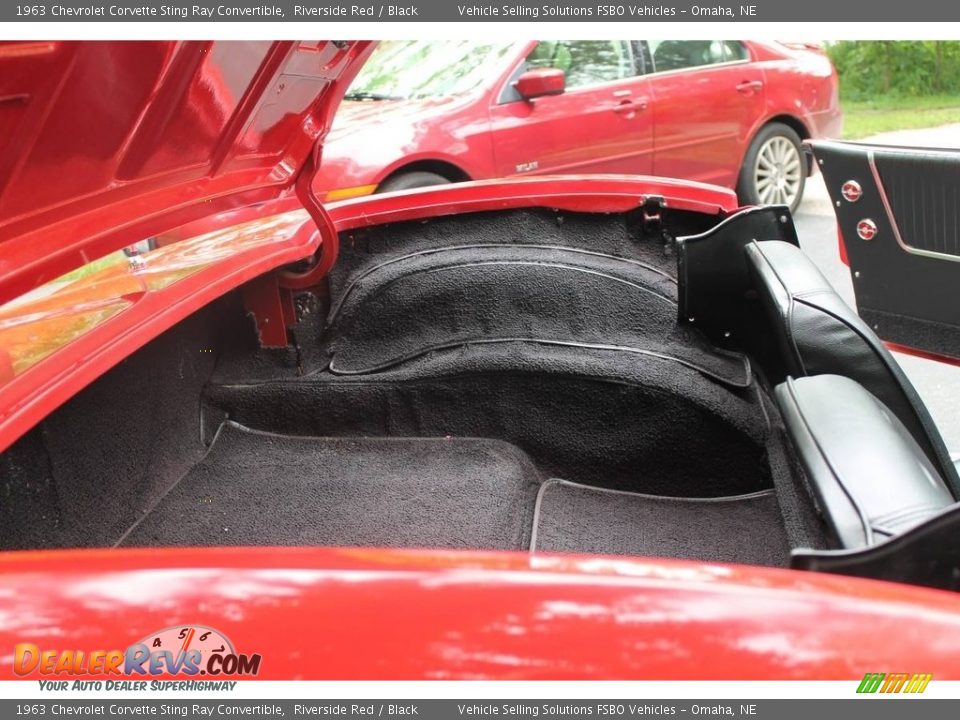 1963 Chevrolet Corvette Sting Ray Convertible Trunk Photo #8