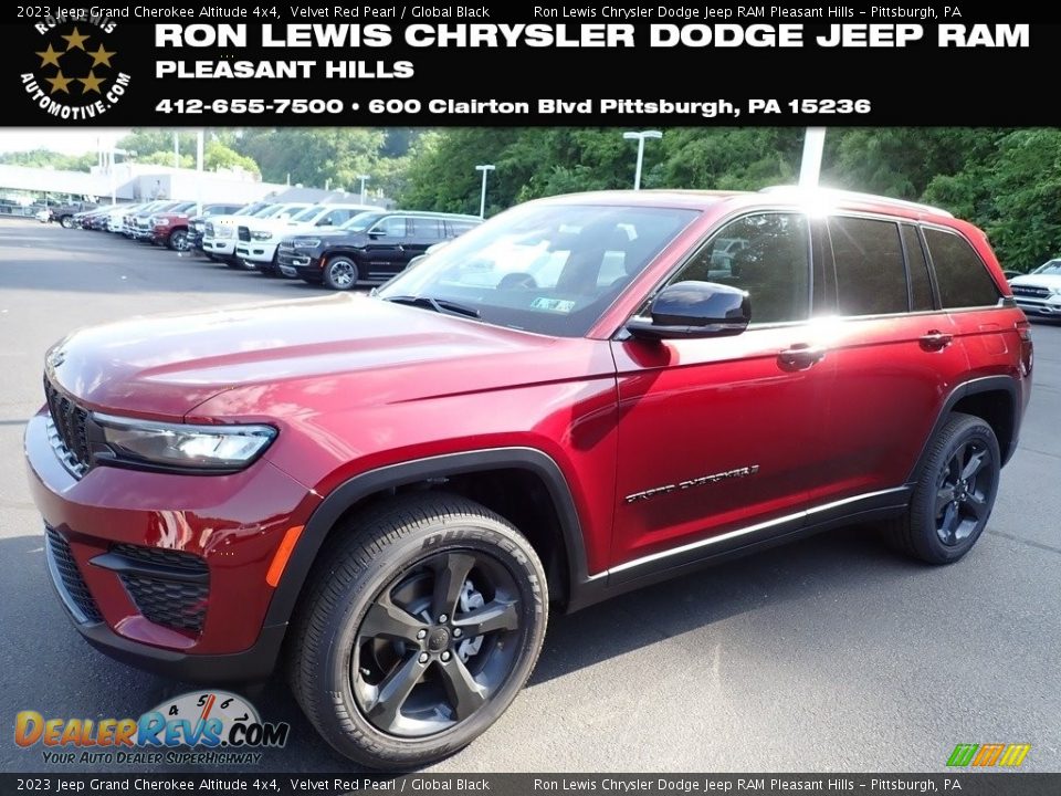 2023 Jeep Grand Cherokee Altitude 4x4 Velvet Red Pearl / Global Black Photo #1