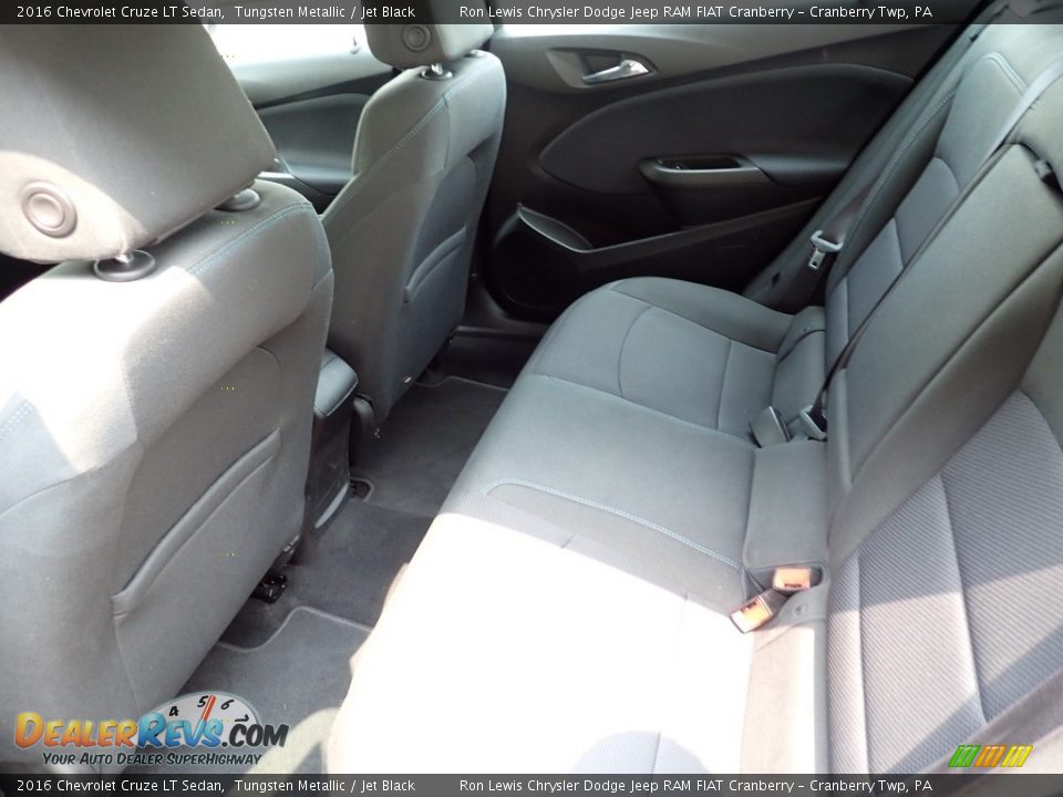 Rear Seat of 2016 Chevrolet Cruze LT Sedan Photo #12