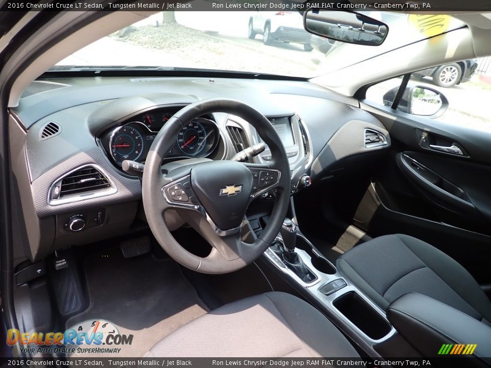 Front Seat of 2016 Chevrolet Cruze LT Sedan Photo #14
