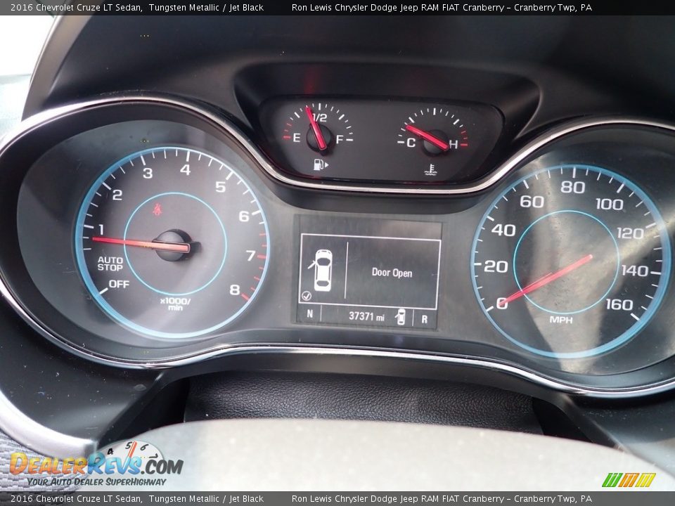 2016 Chevrolet Cruze LT Sedan Gauges Photo #18