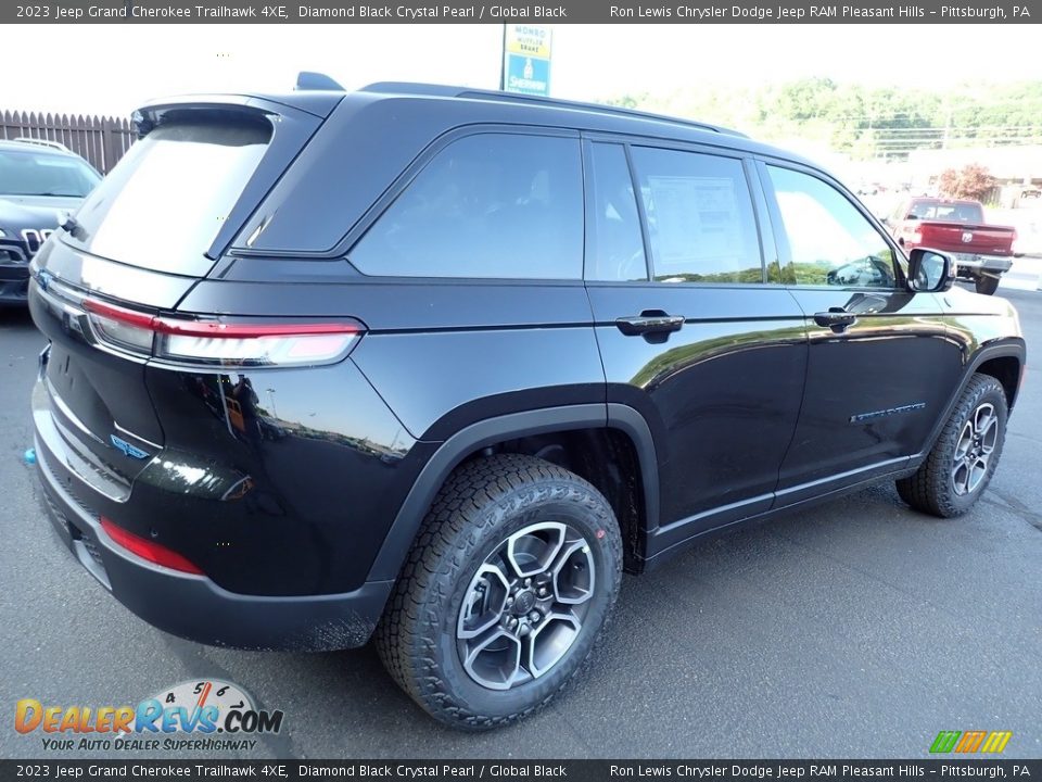 2023 Jeep Grand Cherokee Trailhawk 4XE Diamond Black Crystal Pearl / Global Black Photo #6