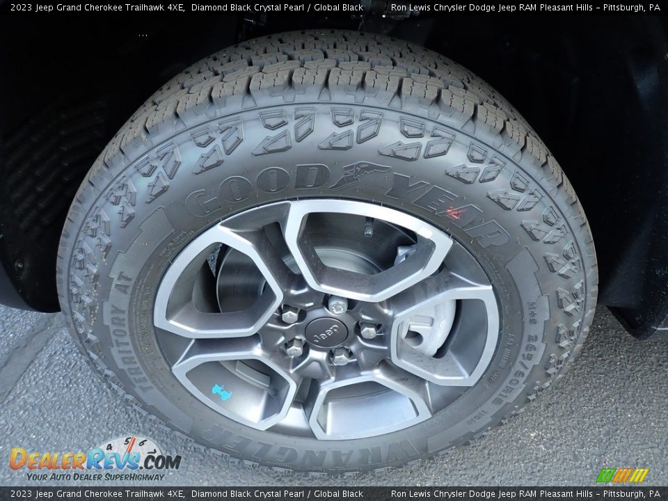 2023 Jeep Grand Cherokee Trailhawk 4XE Wheel Photo #10