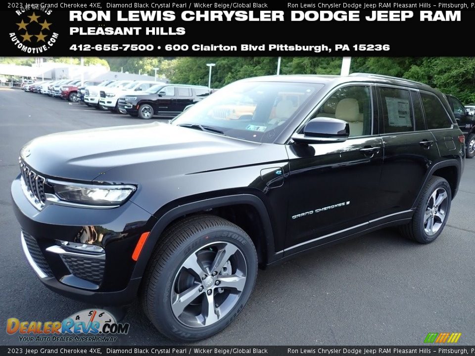 2023 Jeep Grand Cherokee 4XE Diamond Black Crystal Pearl / Wicker Beige/Global Black Photo #1