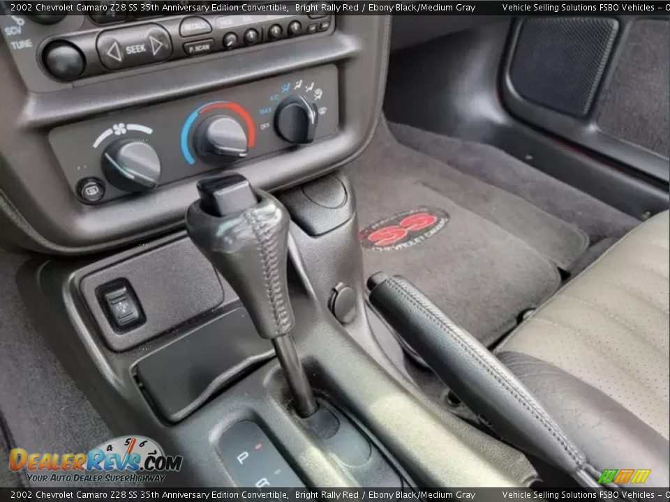 2002 Chevrolet Camaro Z28 SS 35th Anniversary Edition Convertible Shifter Photo #11