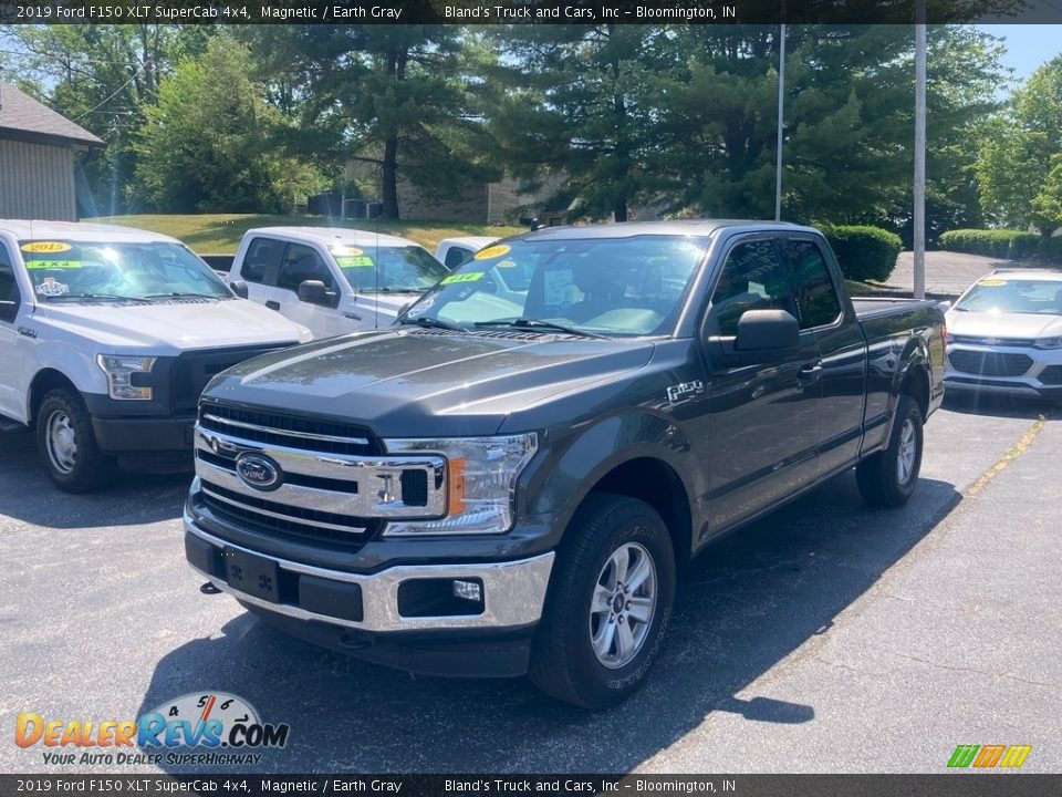 2019 Ford F150 XLT SuperCab 4x4 Magnetic / Earth Gray Photo #2