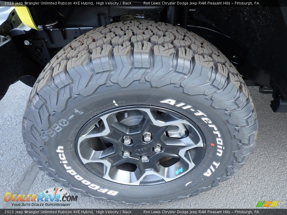 2023 Jeep Wrangler Unlimited Rubicon 4XE Hybrid Wheel Photo #10