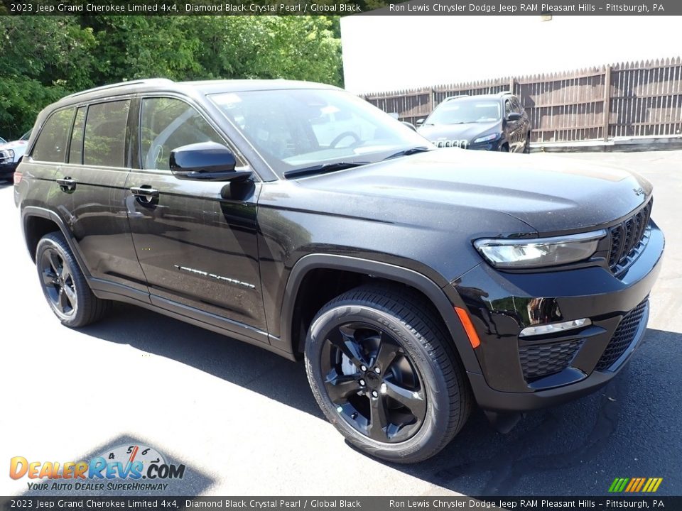 2023 Jeep Grand Cherokee Limited 4x4 Diamond Black Crystal Pearl / Global Black Photo #8