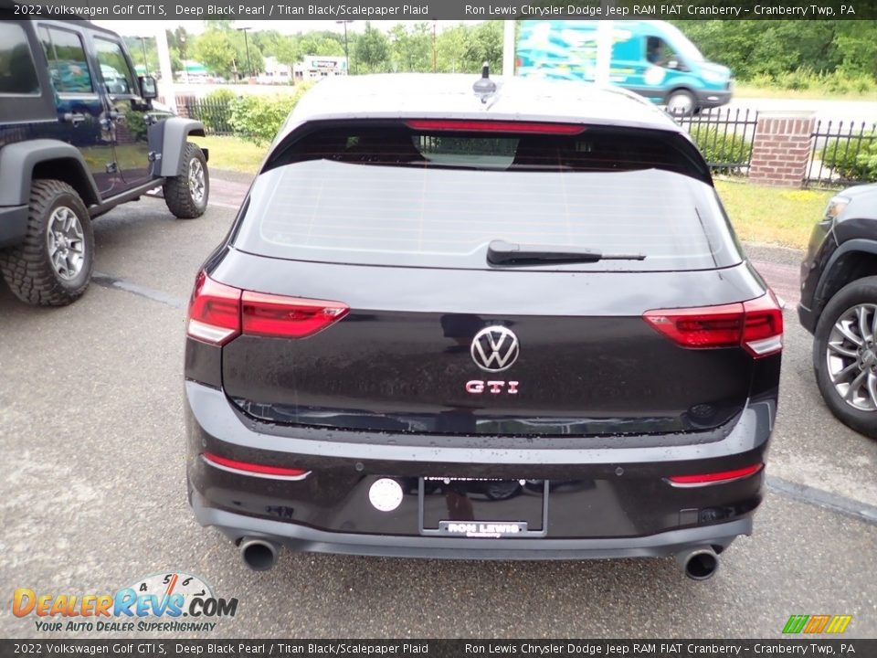 2022 Volkswagen Golf GTI S Deep Black Pearl / Titan Black/Scalepaper Plaid Photo #5