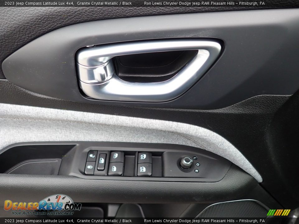 Door Panel of 2023 Jeep Compass Latitude Lux 4x4 Photo #15