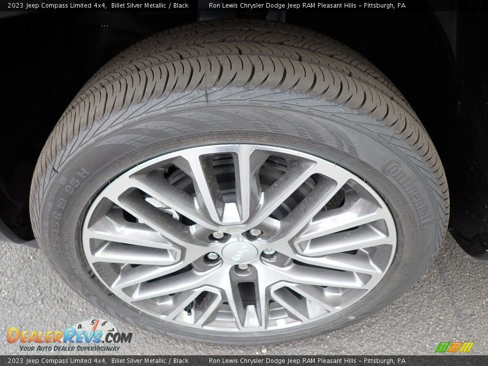 2023 Jeep Compass Limited 4x4 Billet Silver Metallic / Black Photo #10