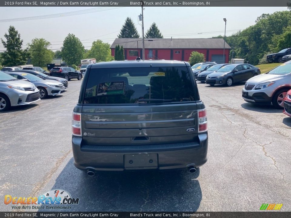 2019 Ford Flex SE Magnetic / Dark Earth Gray/Light Earth Gray Photo #4