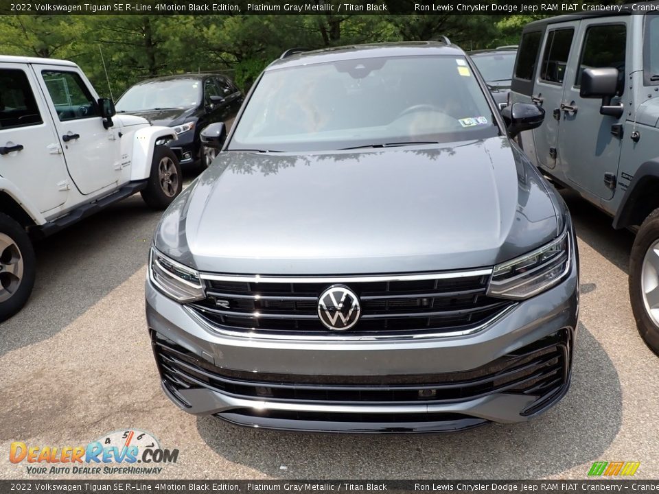 2022 Volkswagen Tiguan SE R-Line 4Motion Black Edition Platinum Gray Metallic / Titan Black Photo #2
