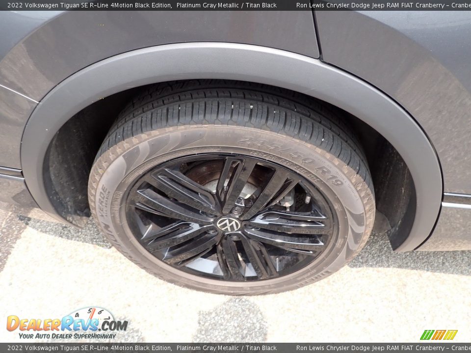 2022 Volkswagen Tiguan SE R-Line 4Motion Black Edition Platinum Gray Metallic / Titan Black Photo #5