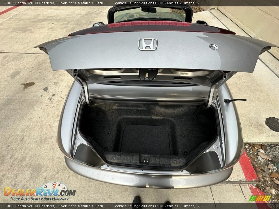 2000 Honda S2000 Roadster Trunk Photo #13