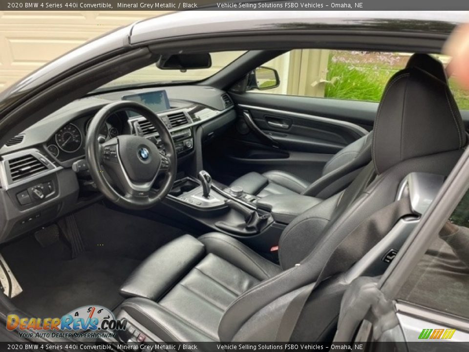 Front Seat of 2020 BMW 4 Series 440i Convertible Photo #4