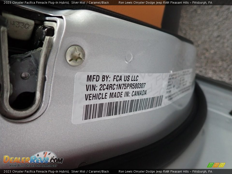 2023 Chrysler Pacifica Pinnacle Plug-In Hybrid Silver Mist / Caramel/Black Photo #16