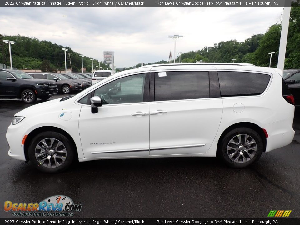 Bright White 2023 Chrysler Pacifica Pinnacle Plug-In Hybrid Photo #2