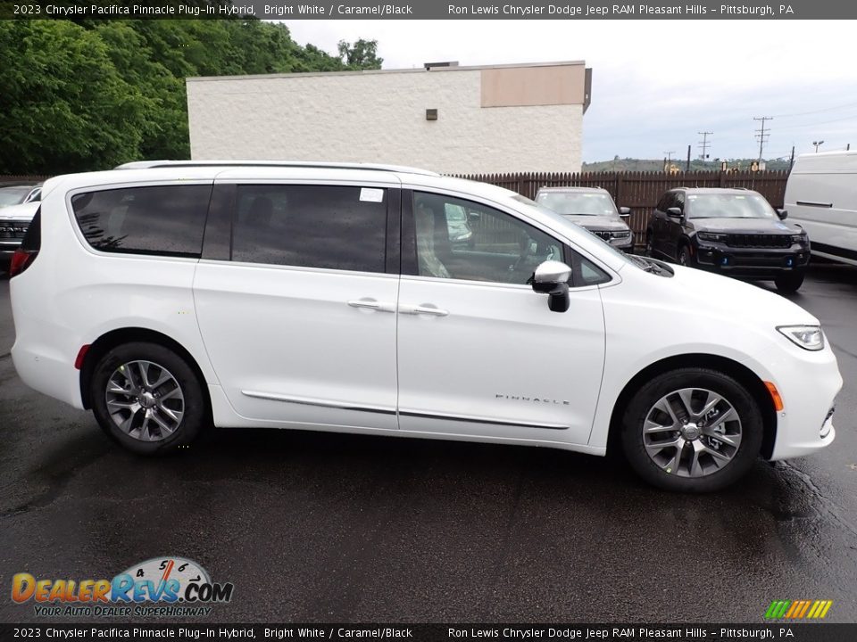 Bright White 2023 Chrysler Pacifica Pinnacle Plug-In Hybrid Photo #7