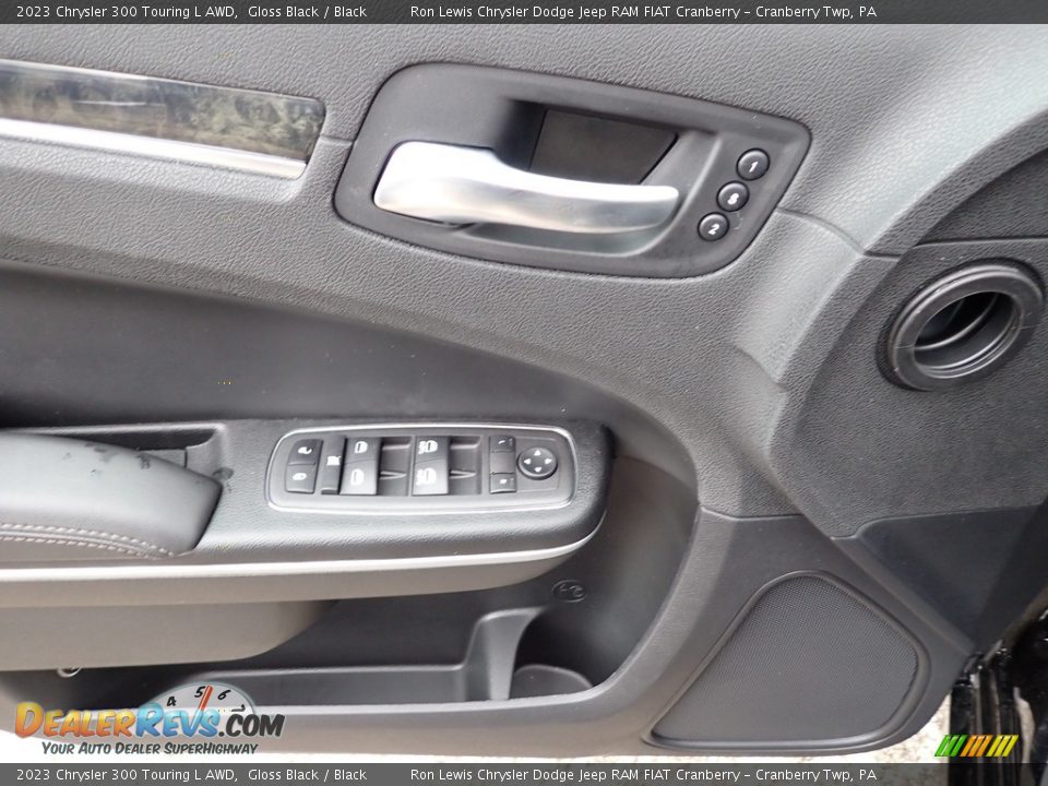 Door Panel of 2023 Chrysler 300 Touring L AWD Photo #15