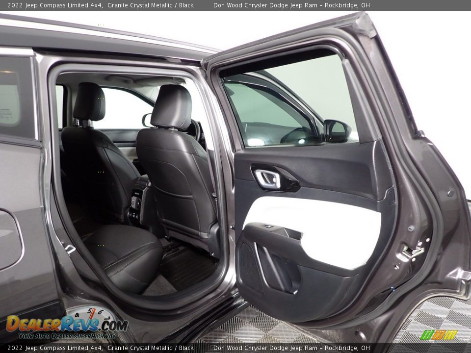 2022 Jeep Compass Limited 4x4 Granite Crystal Metallic / Black Photo #31