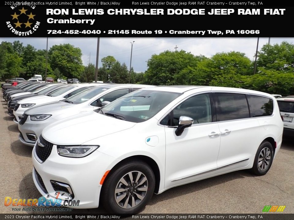 2023 Chrysler Pacifica Hybrid Limited Bright White / Black/Alloy Photo #1