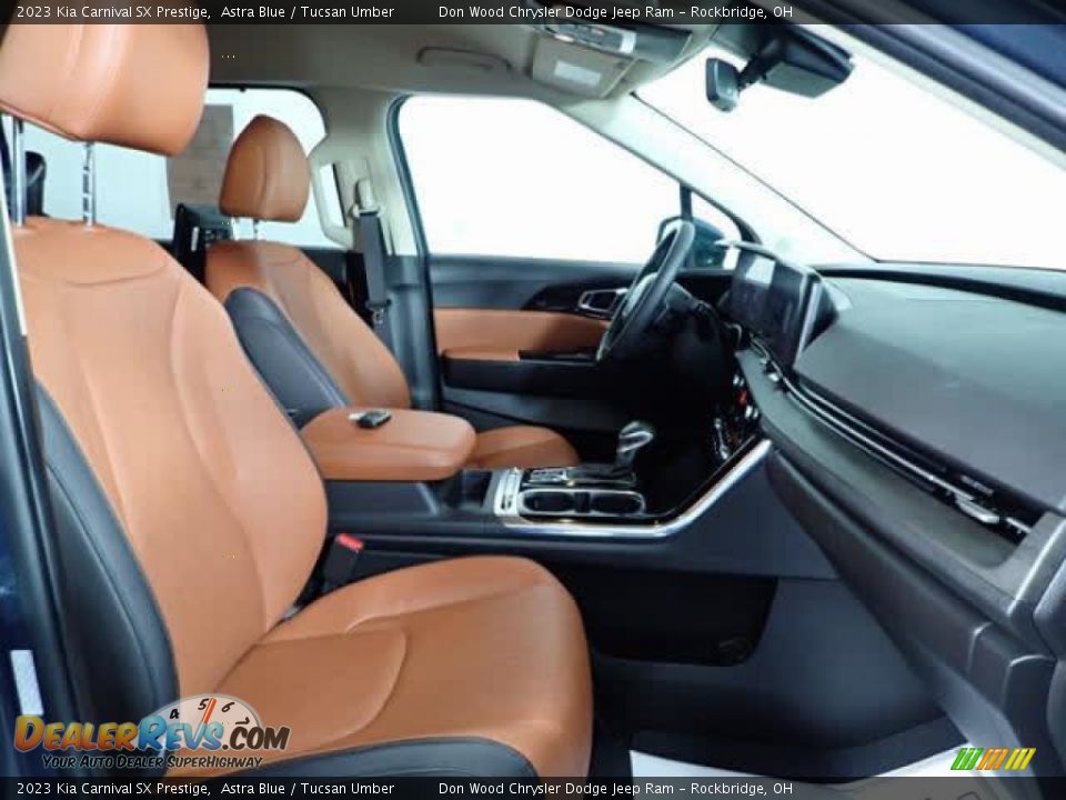 Tucsan Umber Interior - 2023 Kia Carnival SX Prestige Photo #32